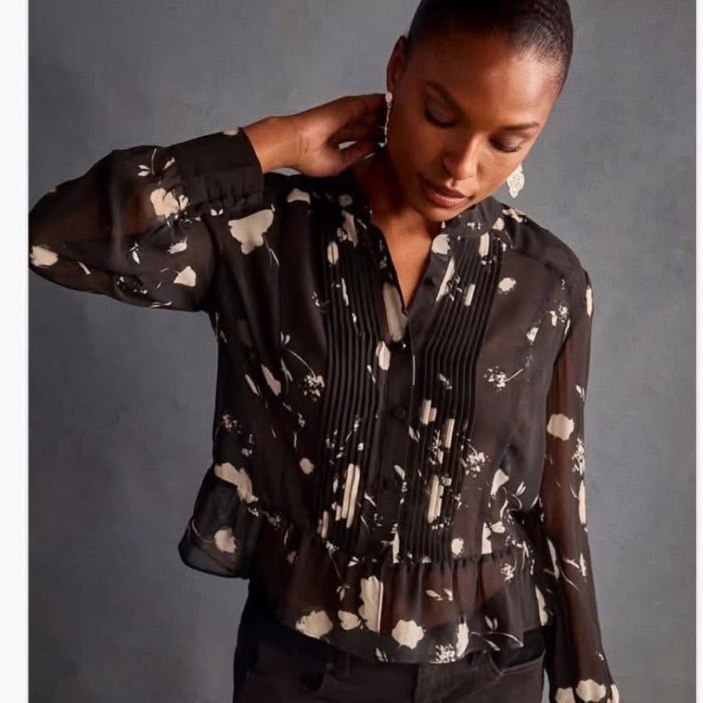 Cabi Silhouette Blouse - Picture 15 of 15